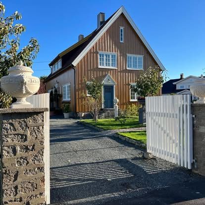 Utsyn over visningshagen til Legegaarden på Greåker