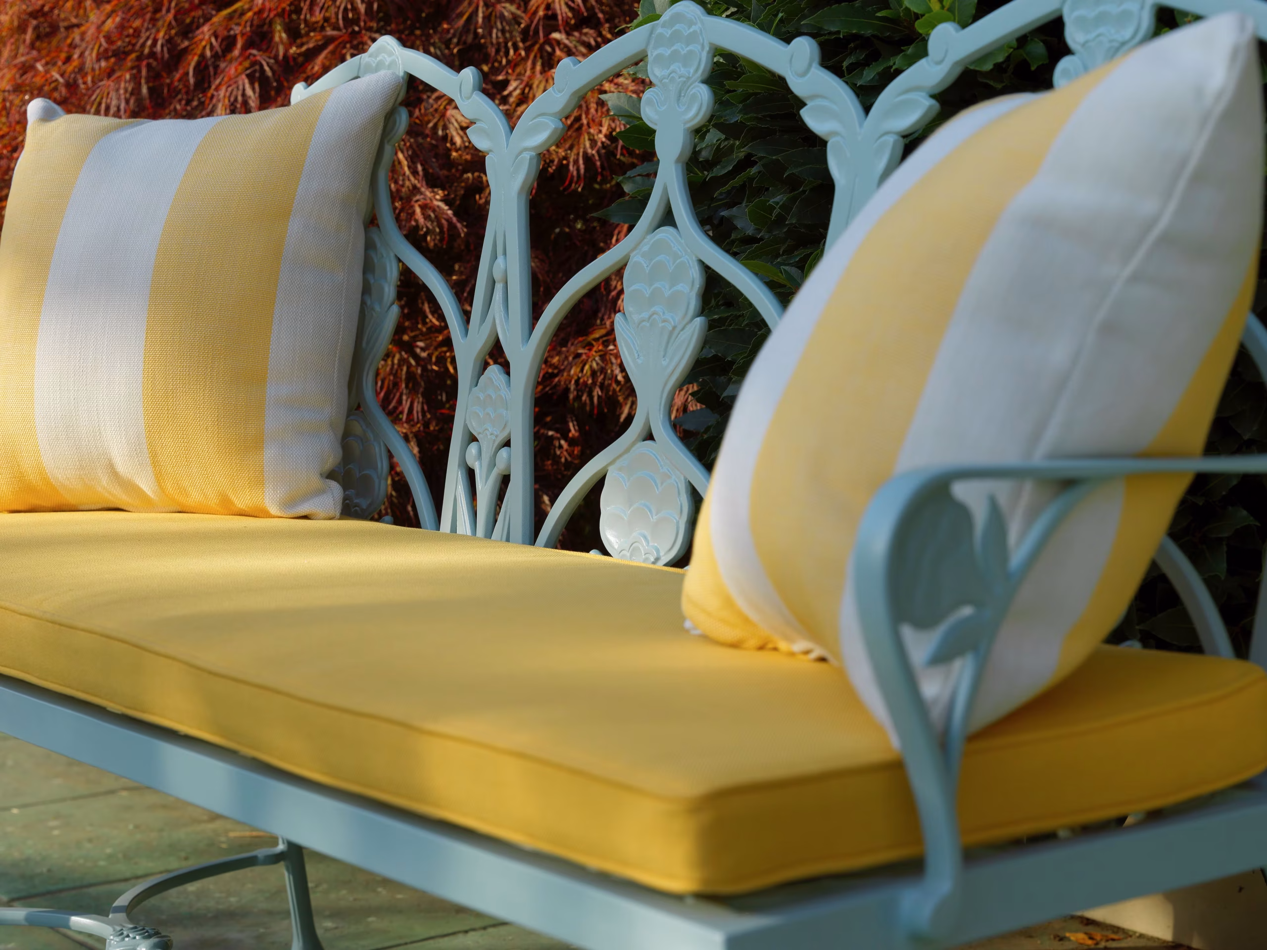 Oxleys-Furniture-Barrington-Bench-Close-Up-2021