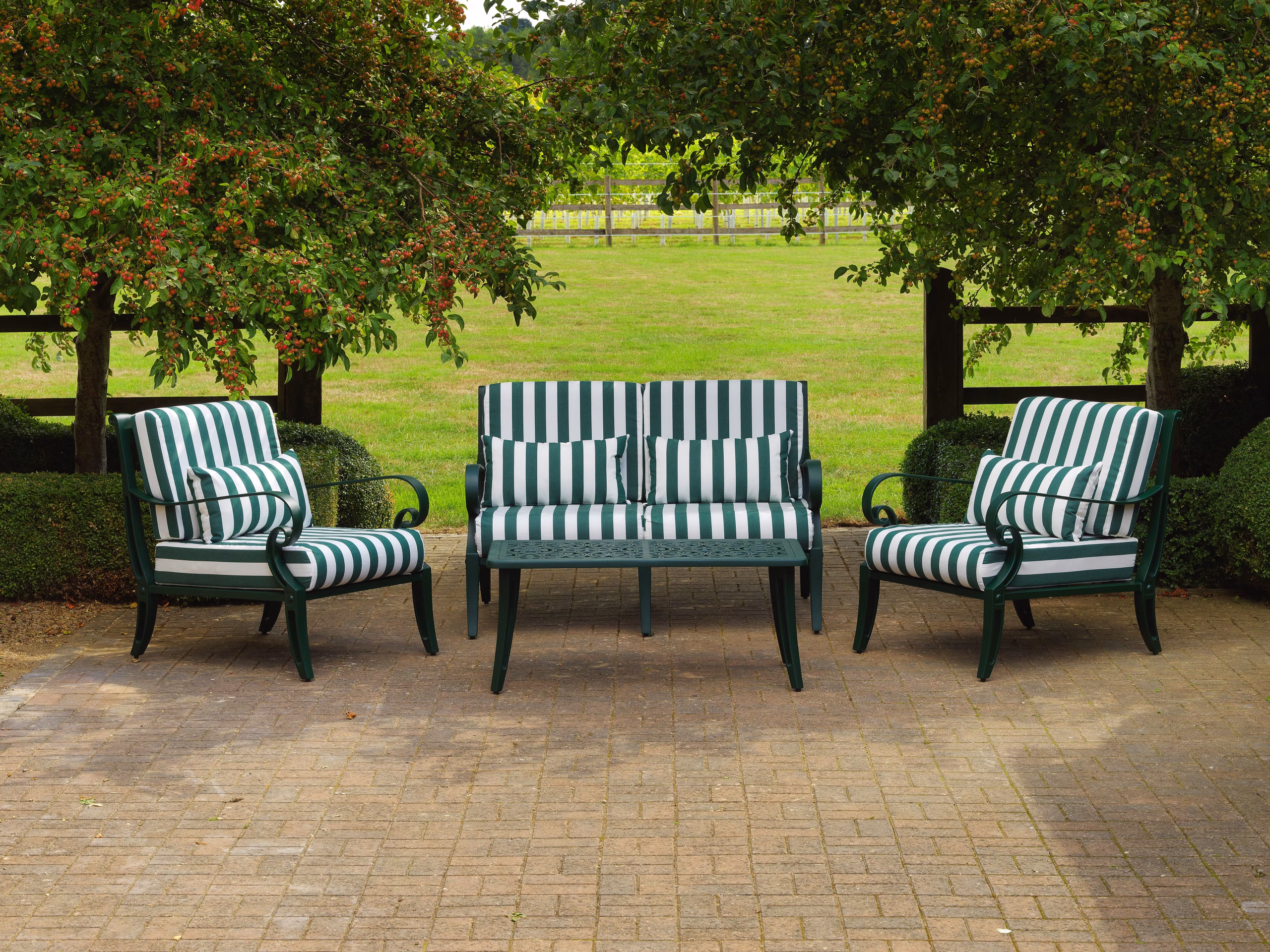 Oxleys-Scroll-Sofa-Set-Evergreen-2